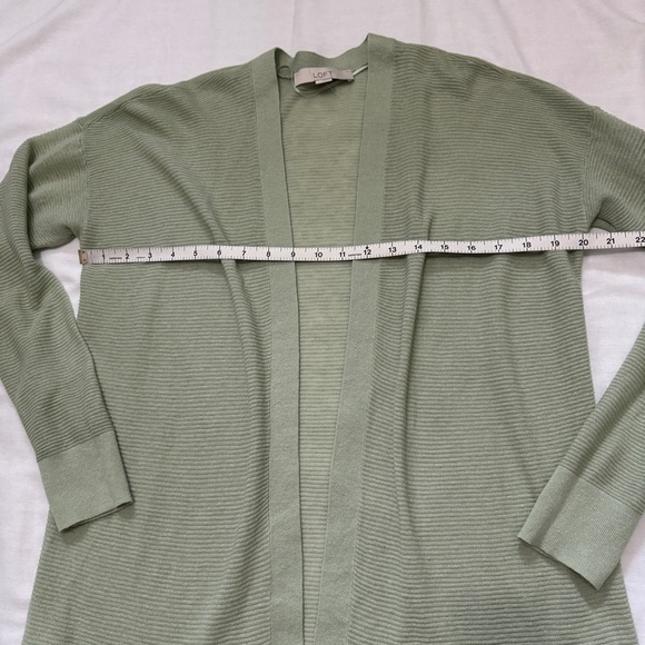 Loft Small Shirttail Open Cardigan Light Green Linen Blend Lightweight Preppy - Picture 4 of 8